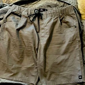 PTO pull on shorts